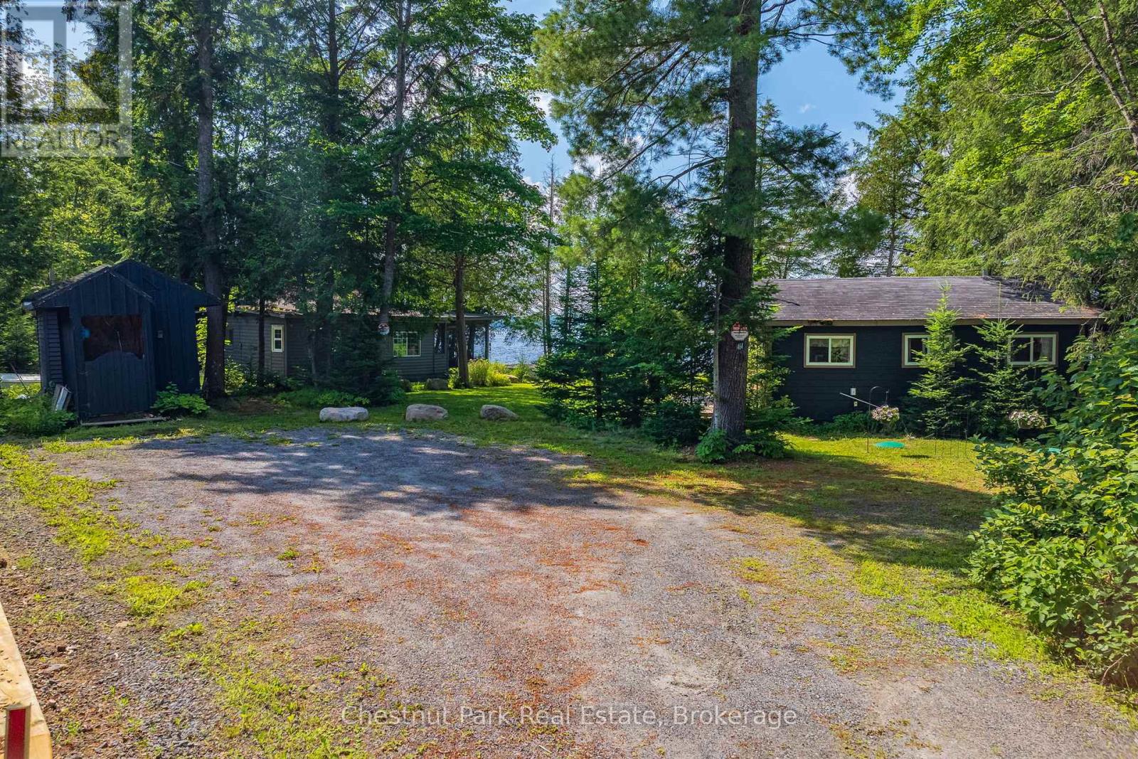 464 Springfield Road, Huntsville, Ontario  P1H 2J3 - Photo 15 - X12095639