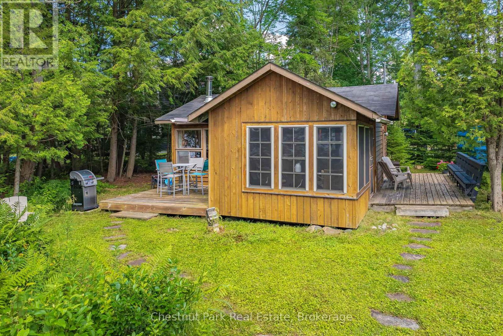 464 Springfield Road, Huntsville, Ontario  P1H 2J3 - Photo 17 - X12095639