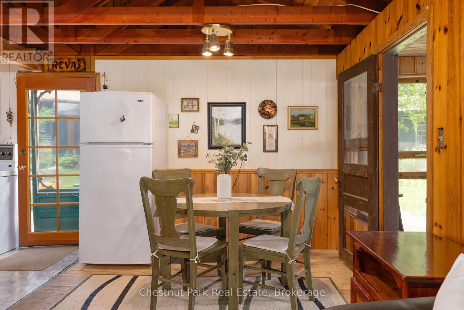 464 Springfield Road, Huntsville, Ontario  P1H 2J3 - Photo 20 - X12095639