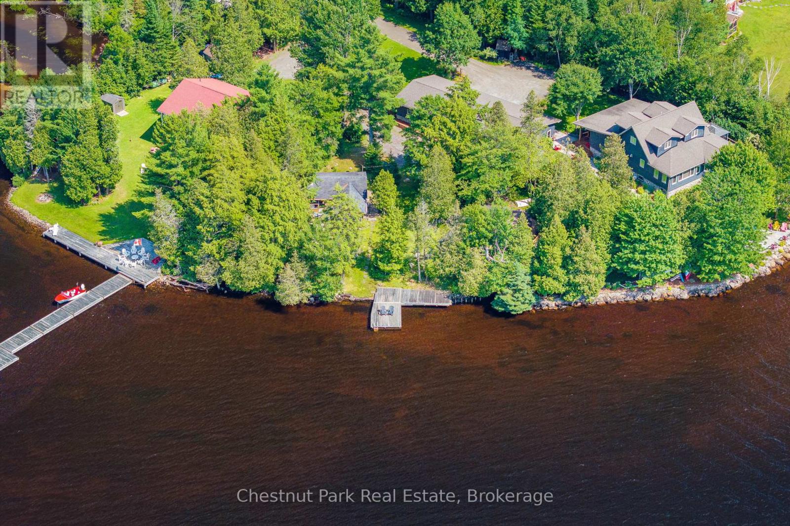 464 Springfield Road, Huntsville, Ontario  P1H 2J3 - Photo 9 - X12095639