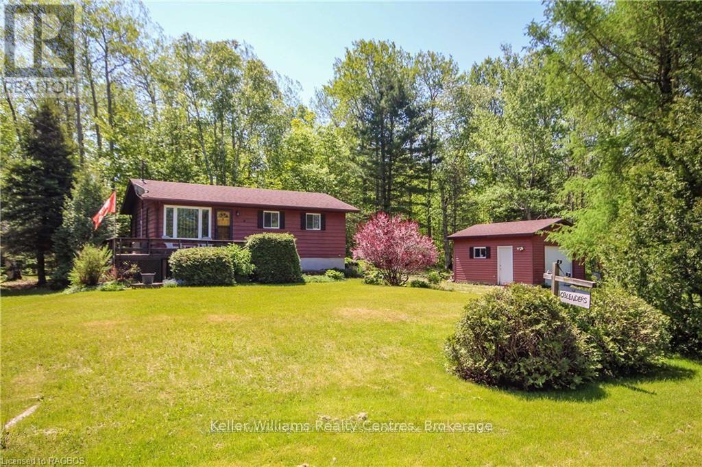 132 Maple Drive, Northern Bruce Peninsula, Ontario  N0H 1Z0 - Photo 1 - X12095651