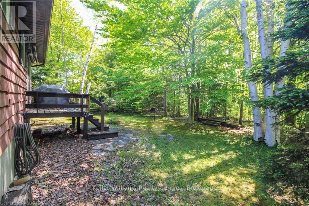 132 Maple Drive, Northern Bruce Peninsula, Ontario  N0H 1Z0 - Photo 18 - X12095651