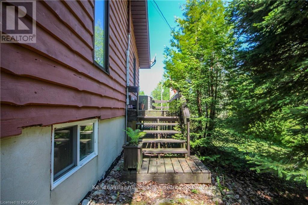 132 Maple Drive, Northern Bruce Peninsula, Ontario  N0H 1Z0 - Photo 19 - X12095651