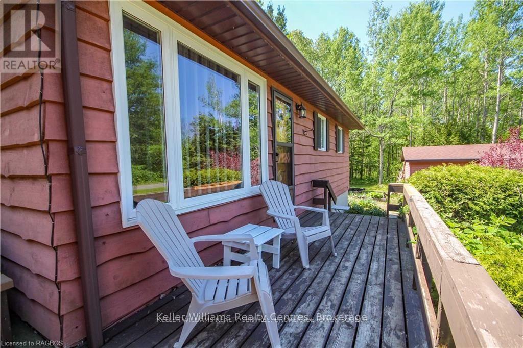 132 Maple Drive, Northern Bruce Peninsula, Ontario  N0H 1Z0 - Photo 20 - X12095651