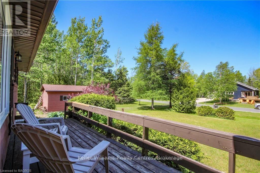 132 Maple Drive, Northern Bruce Peninsula, Ontario  N0H 1Z0 - Photo 21 - X12095651