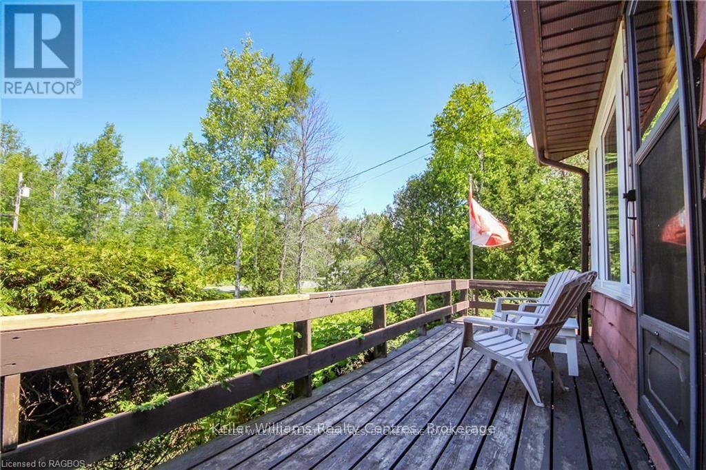 132 Maple Drive, Northern Bruce Peninsula, Ontario  N0H 1Z0 - Photo 25 - X12095651