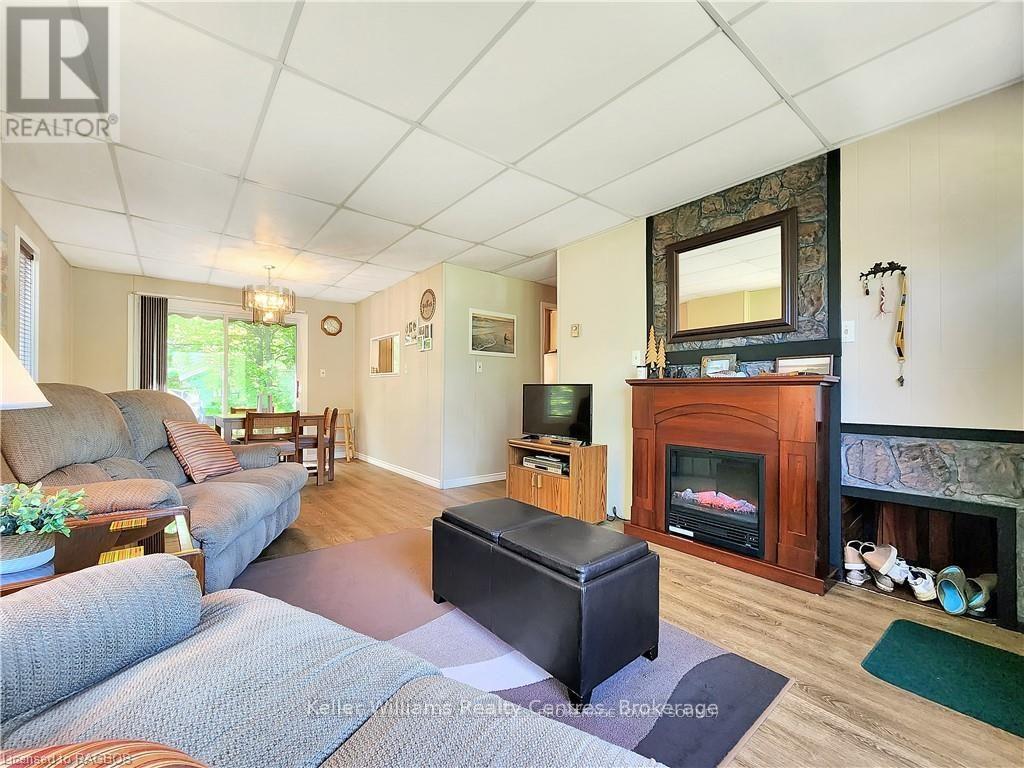 132 Maple Drive, Northern Bruce Peninsula, Ontario  N0H 1Z0 - Photo 29 - X12095651