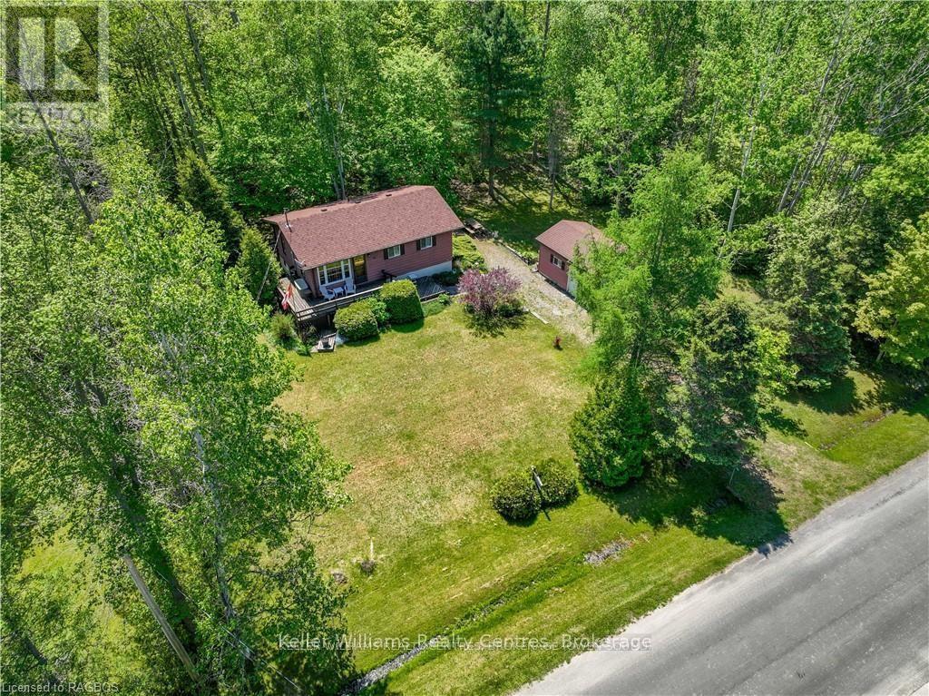 132 Maple Drive, Northern Bruce Peninsula, Ontario  N0H 1Z0 - Photo 7 - X12095651