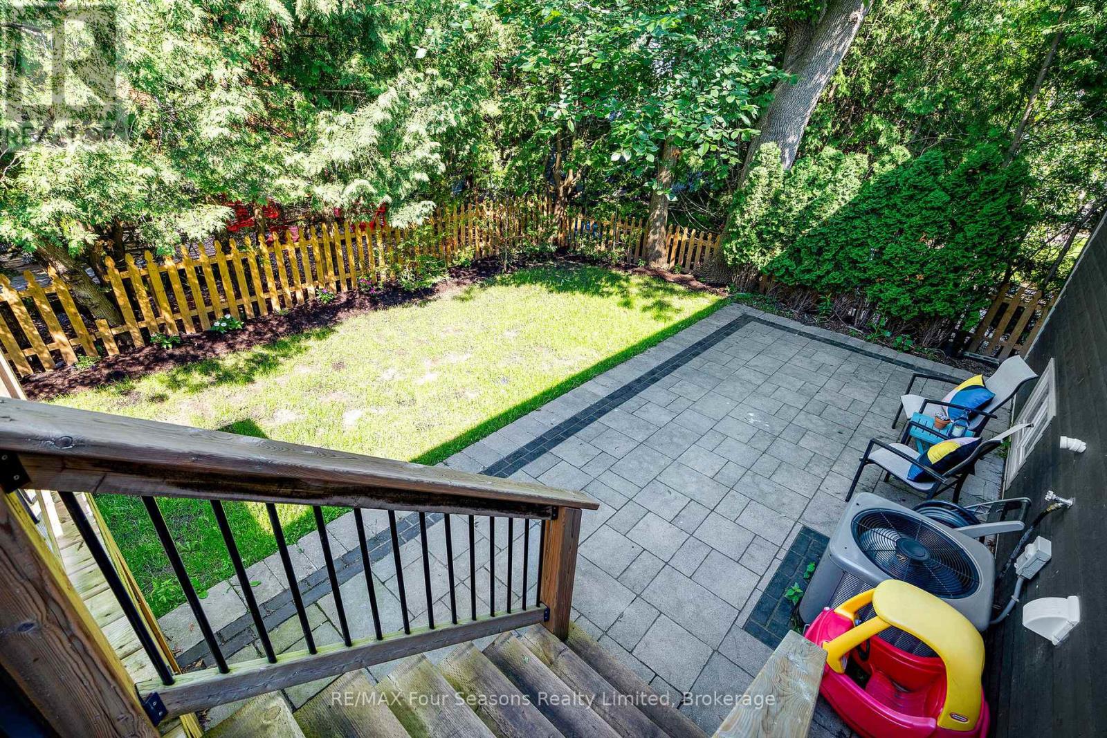 264 St Vincent Street, Meaford, Ontario  N4L 1E8 - Photo 27 - X12095656
