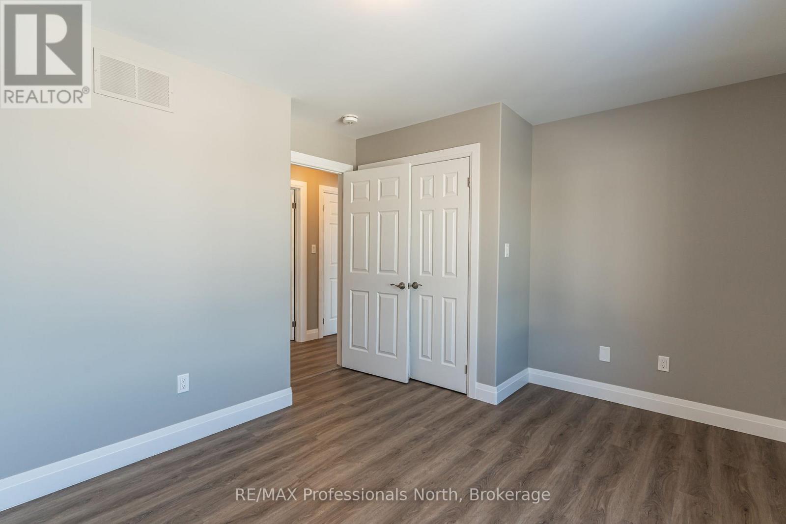 7 Marluc Avenue, Minden Hills, Ontario  K0M 2K0 - Photo 18 - X12095679
