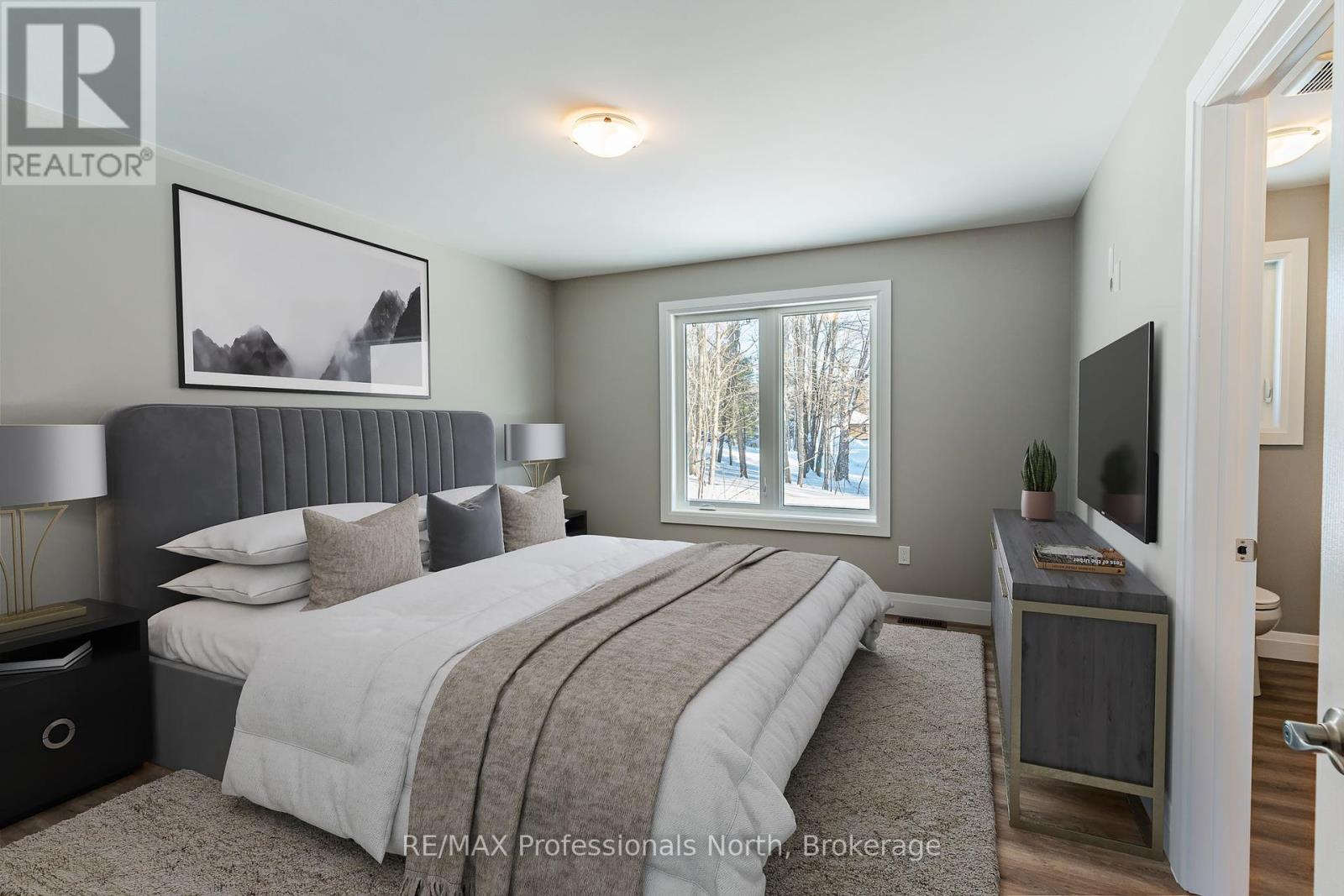 7 Marluc Avenue, Minden Hills, Ontario  K0M 2K0 - Photo 4 - X12095679