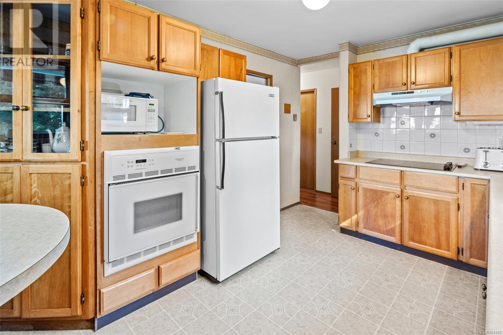 Property at 1946 Murray Rd image 4