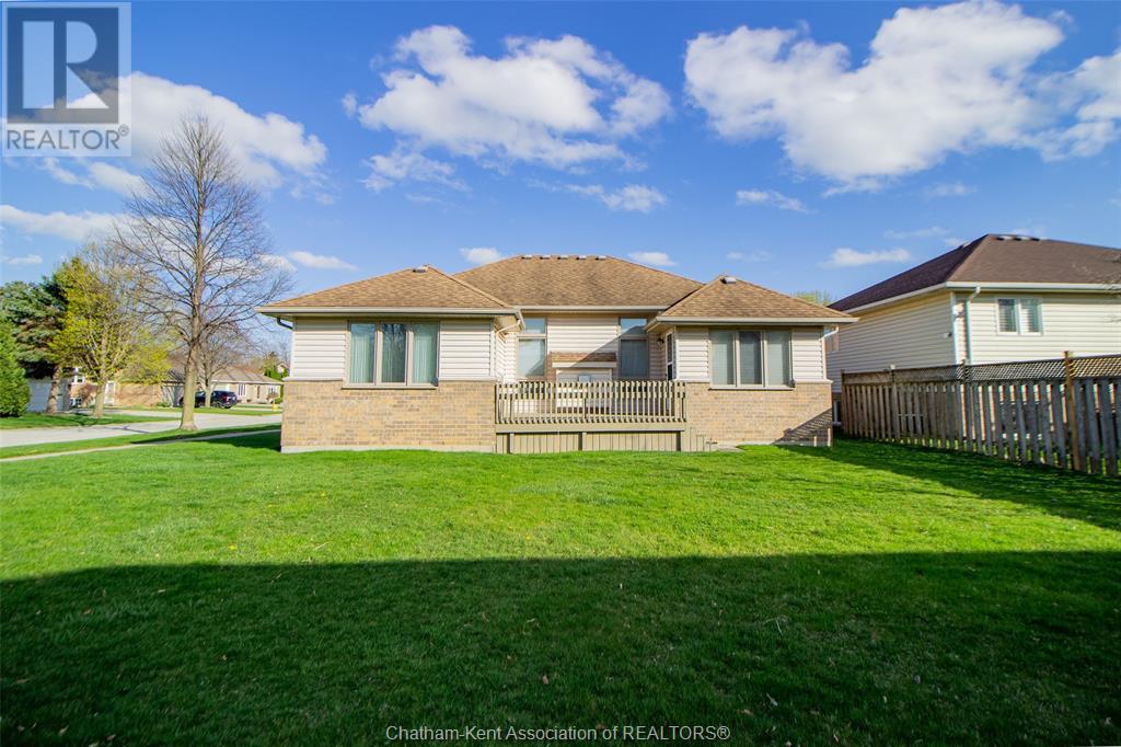 3 Crocus Court, Chatham, Ontario  N7L 5L5 - Photo 3 - 25008817