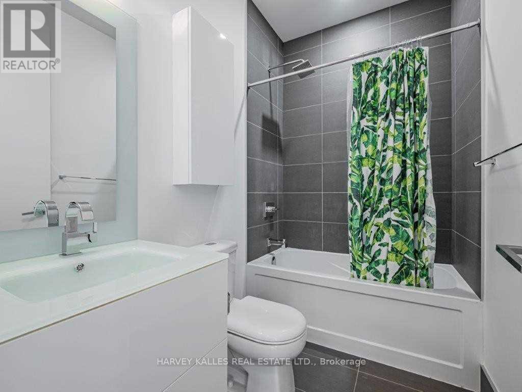 419 - 111 St Clair Avenue W, Toronto, Ontario  M4V 1N5 - Photo 19 - C12095723