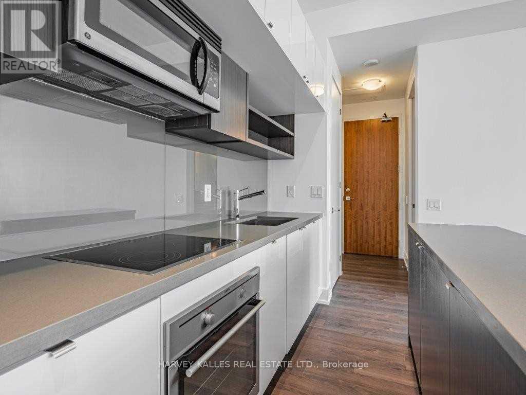 419 - 111 St Clair Avenue W, Toronto, Ontario  M4V 1N5 - Photo 6 - C12095723