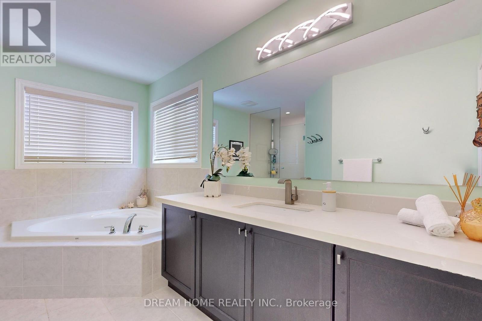 63 Murray Tabb Street, Clarington, Ontario  L1C 0P8 - Photo 17 - E12095719
