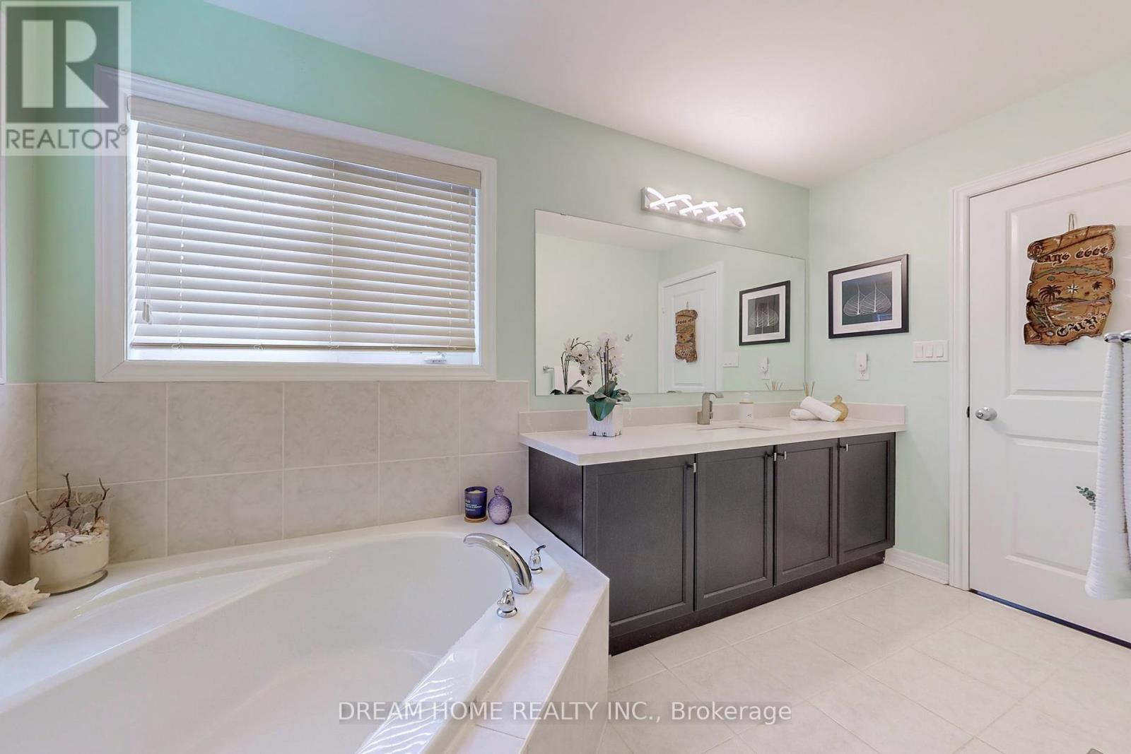 63 Murray Tabb Street, Clarington, Ontario  L1C 0P8 - Photo 18 - E12095719