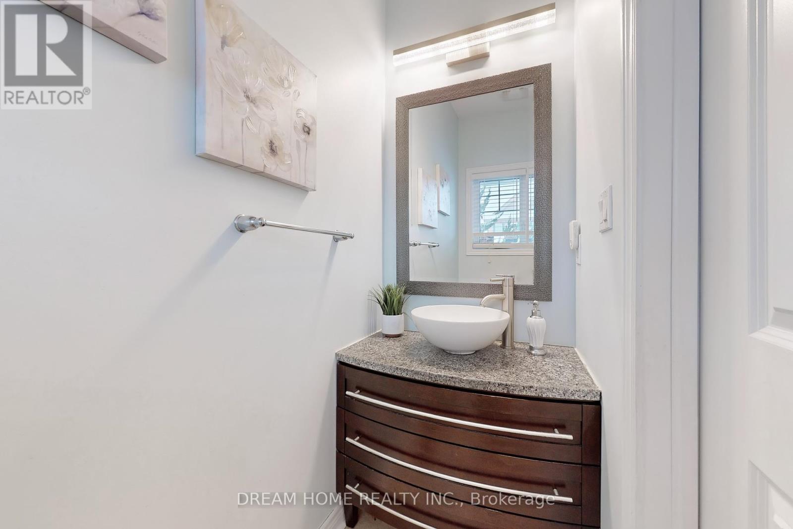Property at 63 MURRAY TABB STREET image 4
