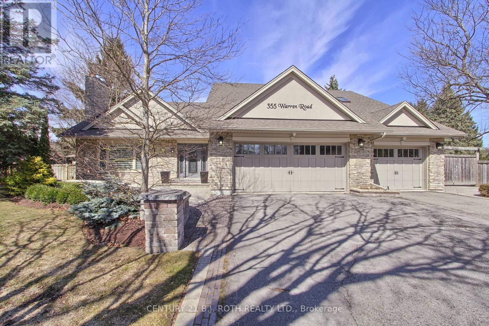 Property at 355 WARREN ROAD image 4
