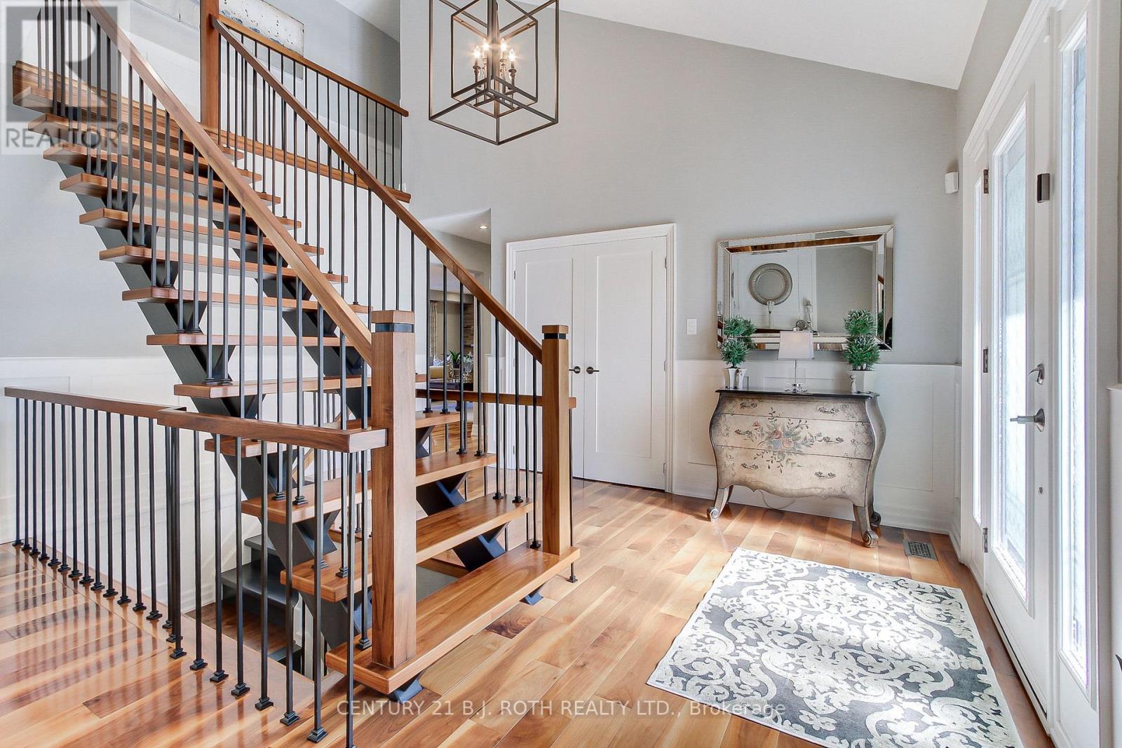 355 Warren Road, King, Ontario  L7B 1C4 - Photo 6 - N12095700