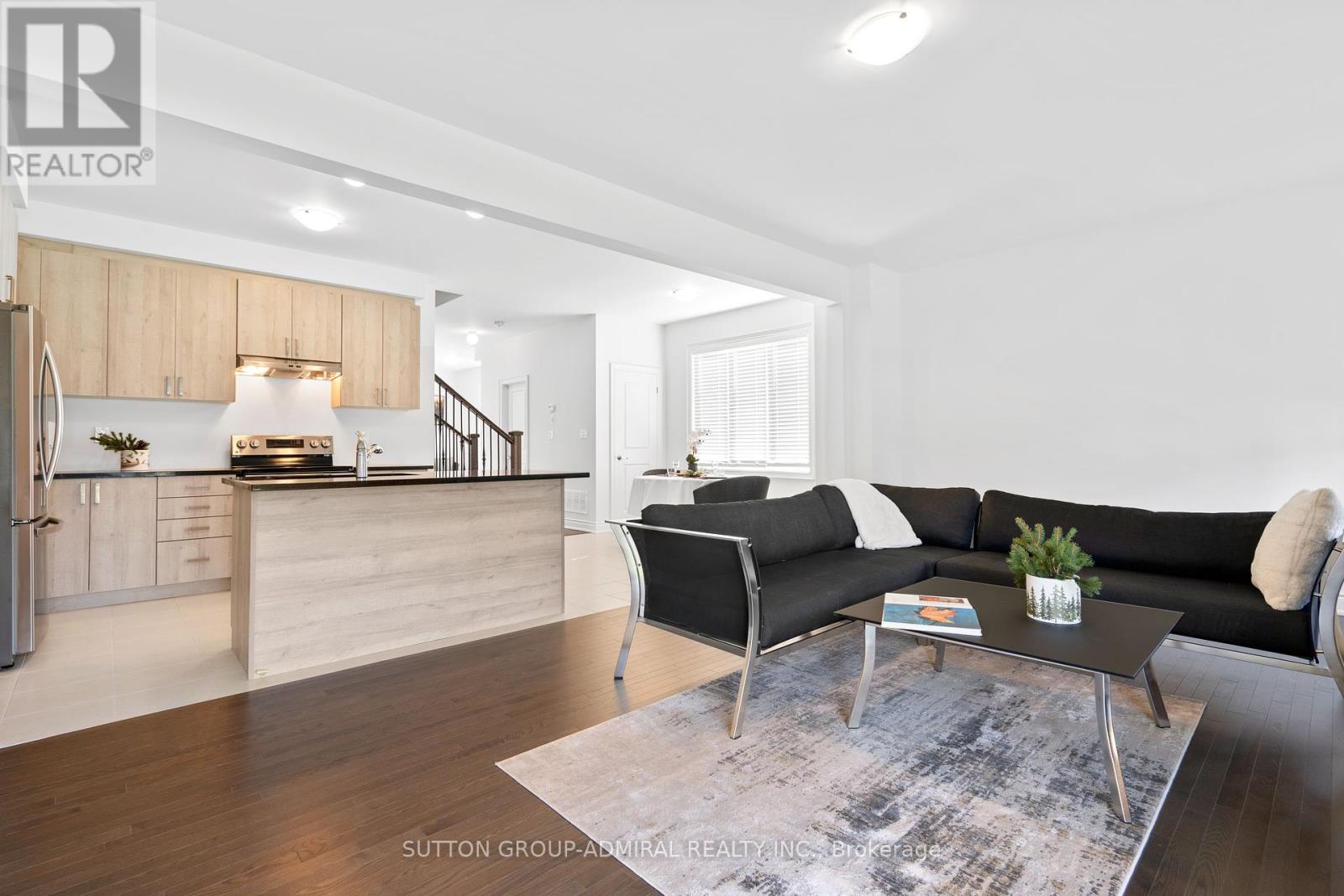 22 Autumn Drive, Wasaga Beach, Ontario  L9Z 1J9 - Photo 14 - S12095675