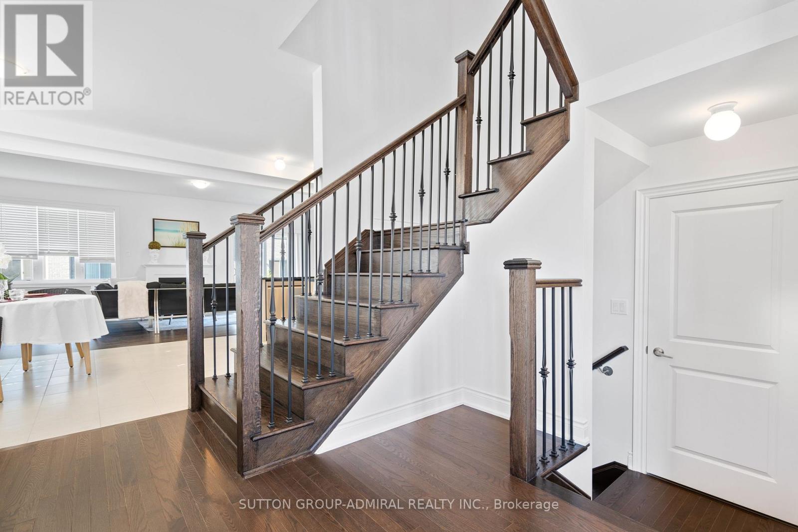 22 Autumn Drive, Wasaga Beach, Ontario  L9Z 1J9 - Photo 6 - S12095675