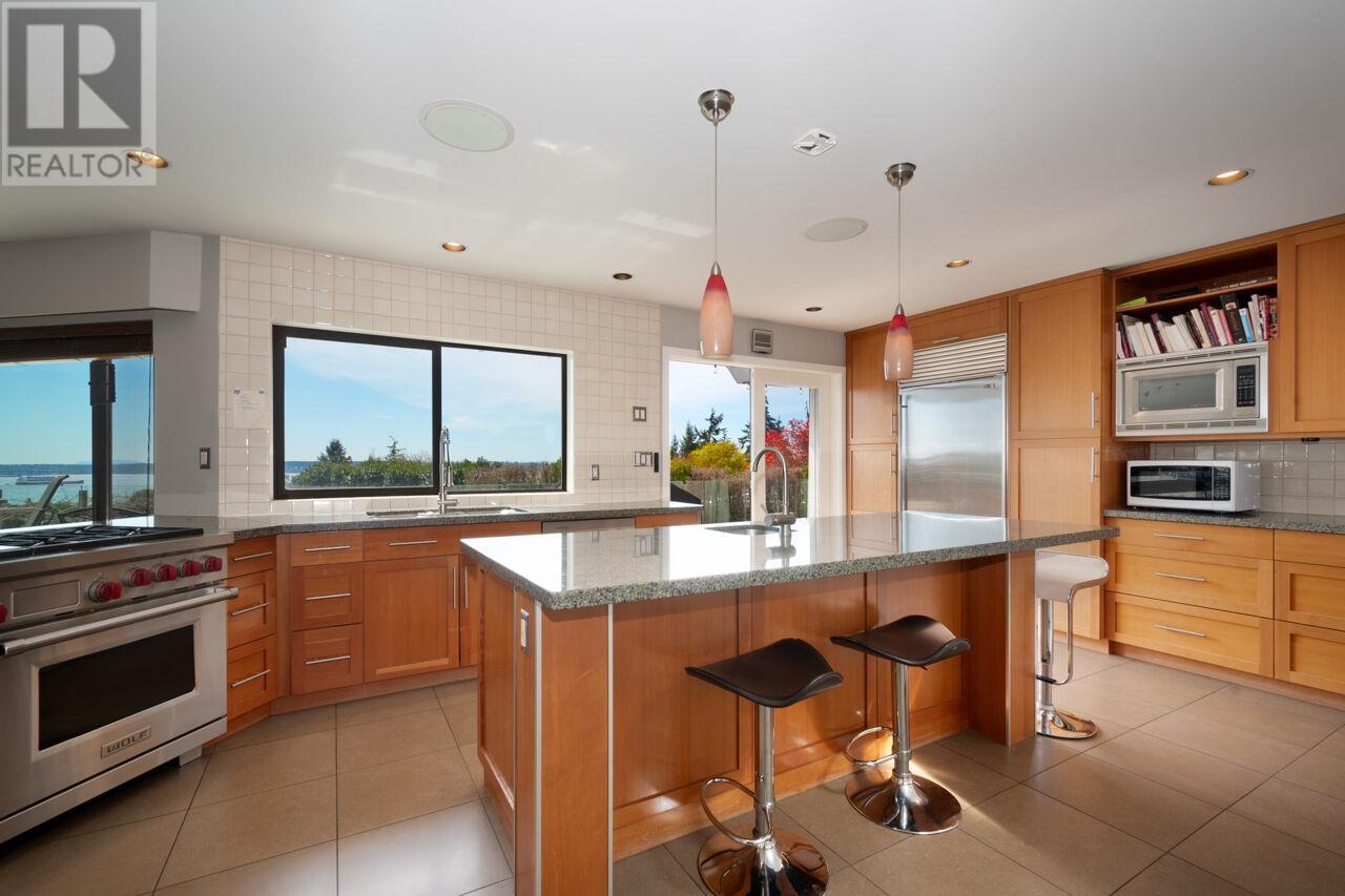 4231 Rockridge Crescent, West Vancouver, British Columbia  V7W 1A9 - Photo 9 - R2991989