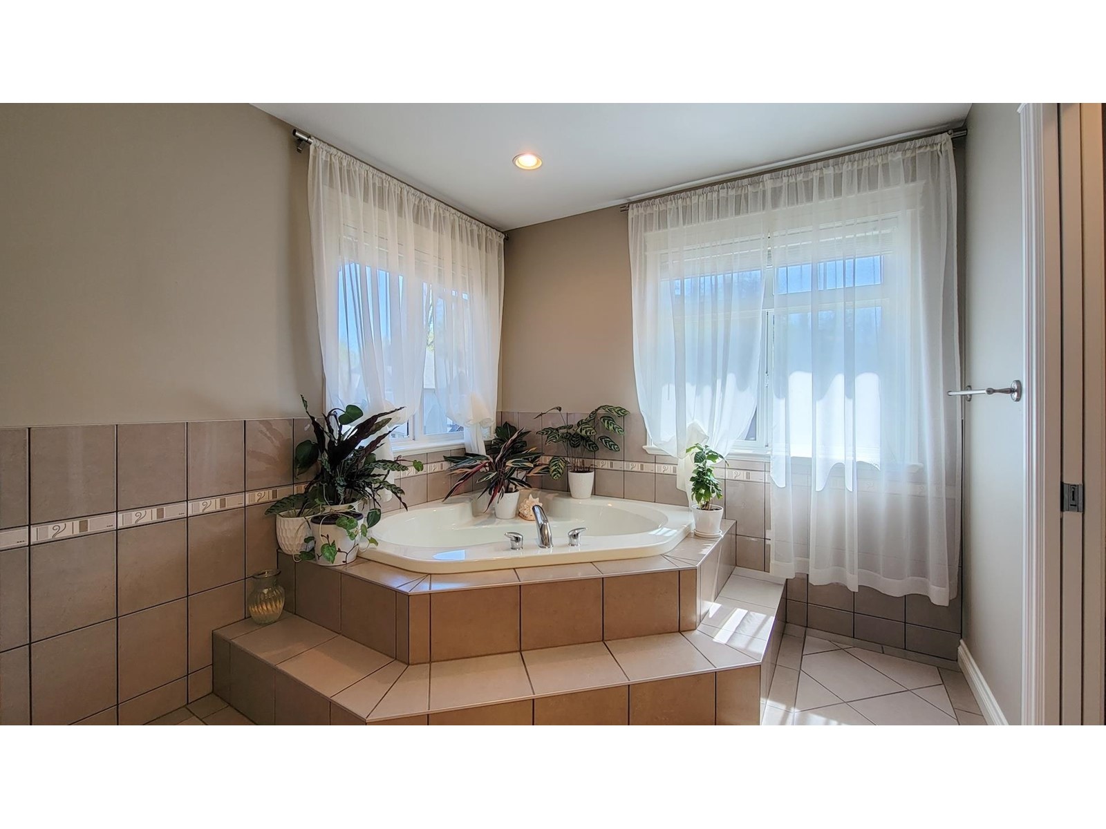 30 33925 Araki Court, Mission, British Columbia  V2V 7R5 - Photo 28 - R2992227