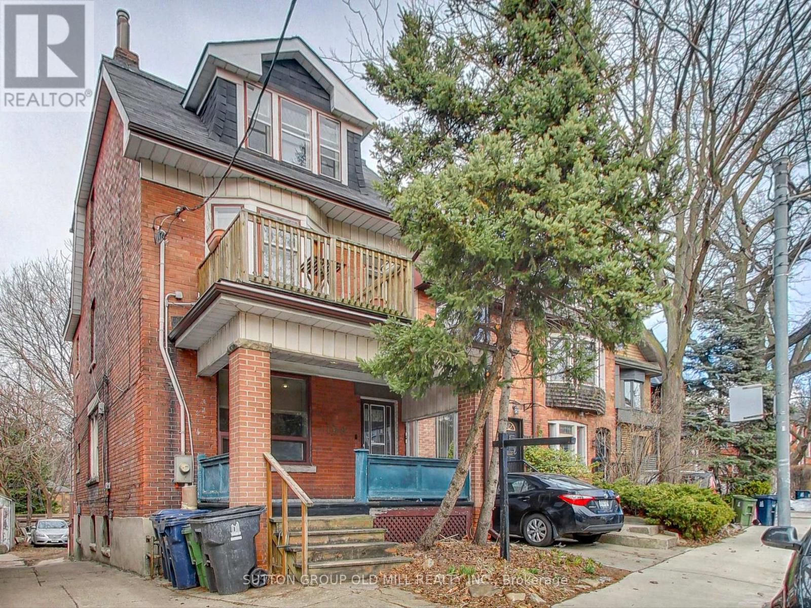 Property at 198 HOWARD PARK AVENUE image 1