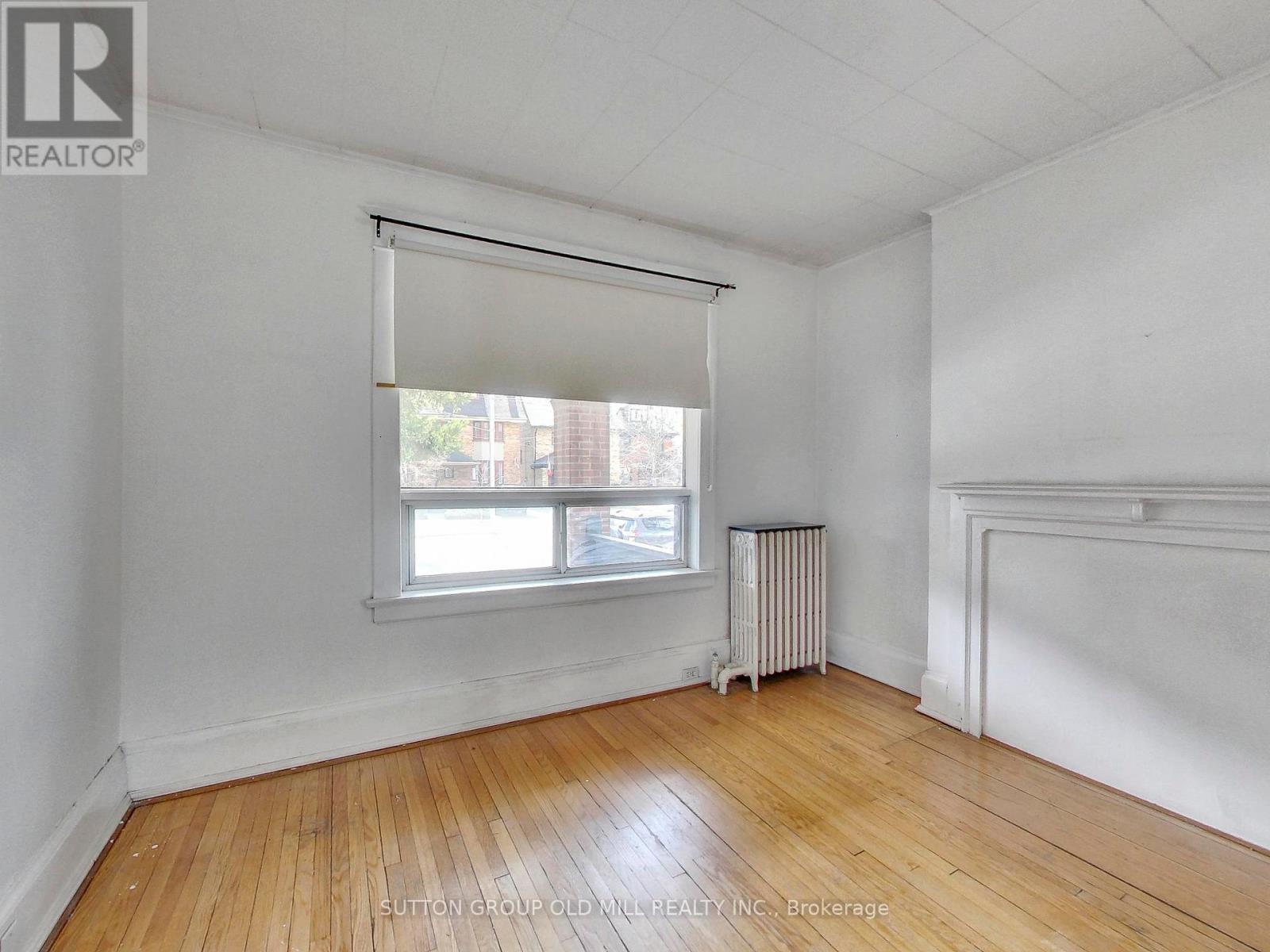 Property at 198 HOWARD PARK AVENUE image 4