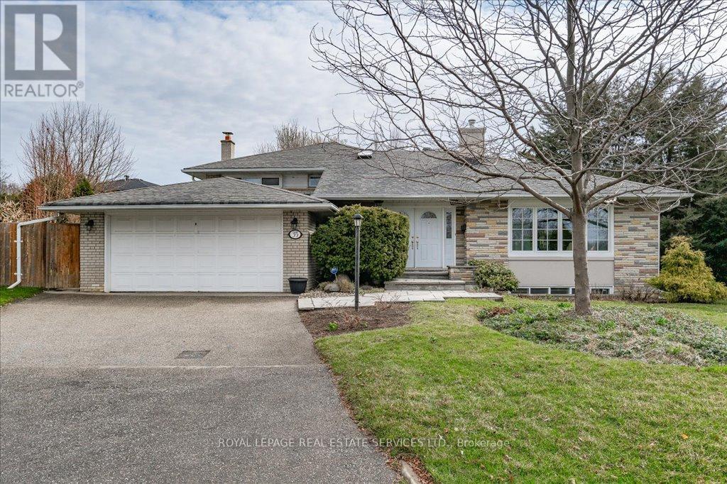Property at 35 BEMERSYDE DRIVE image 4