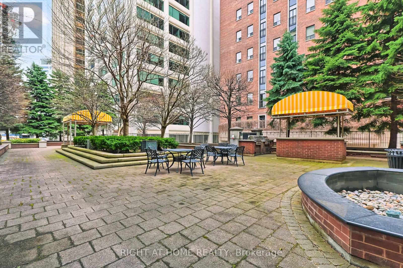 209 - 33 Delisle Avenue, Toronto, Ontario  M4V 3C7 - Photo 31 - C12094595