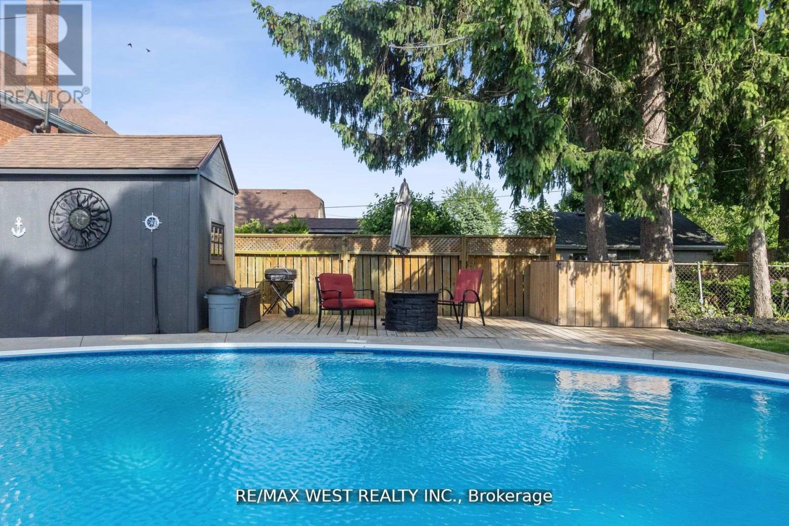 48 Burwell Street, Brantford, Ontario  N3T 4T7 - Photo 22 - X12095686