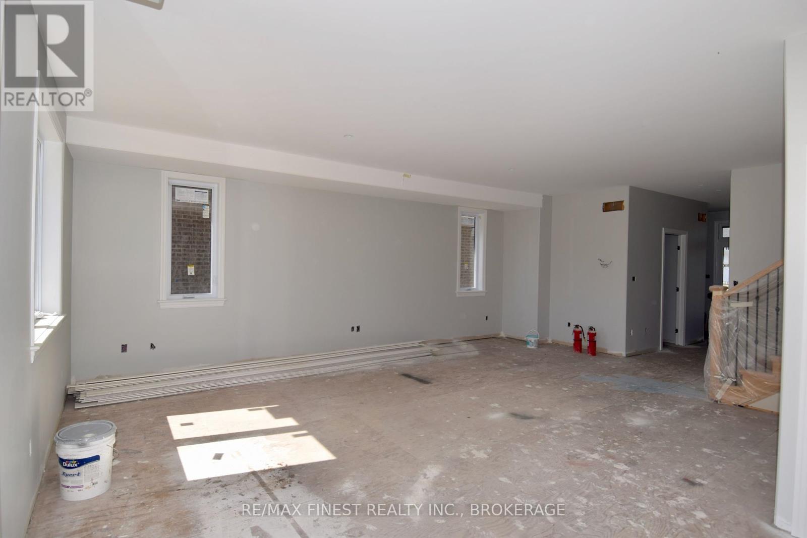 192 Cherrywood Parkway, Greater Napanee, Ontario  K7R 0E2 - Photo 4 - X12084196