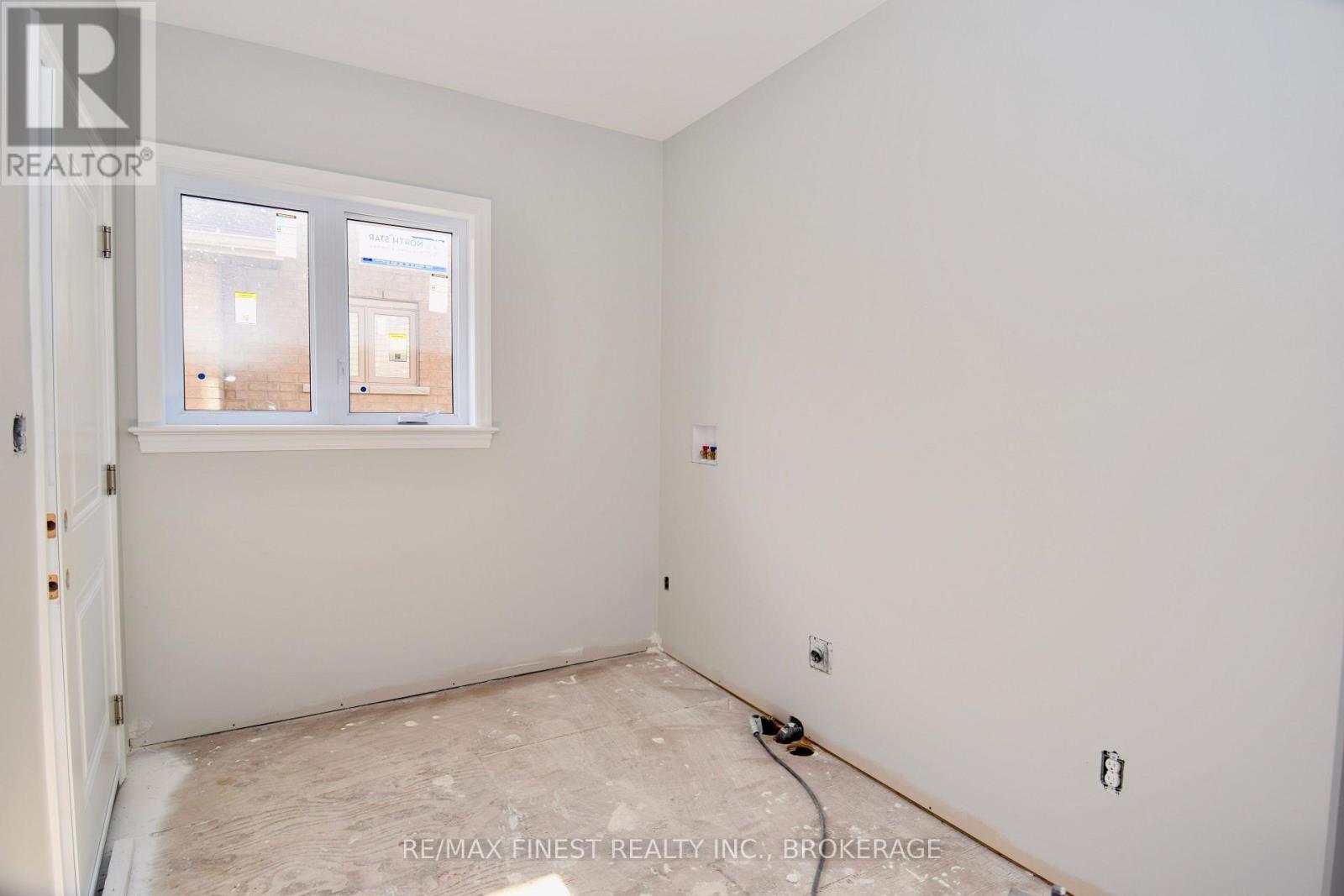 192 Cherrywood Parkway, Greater Napanee, Ontario  K7R 0E2 - Photo 6 - X12084196