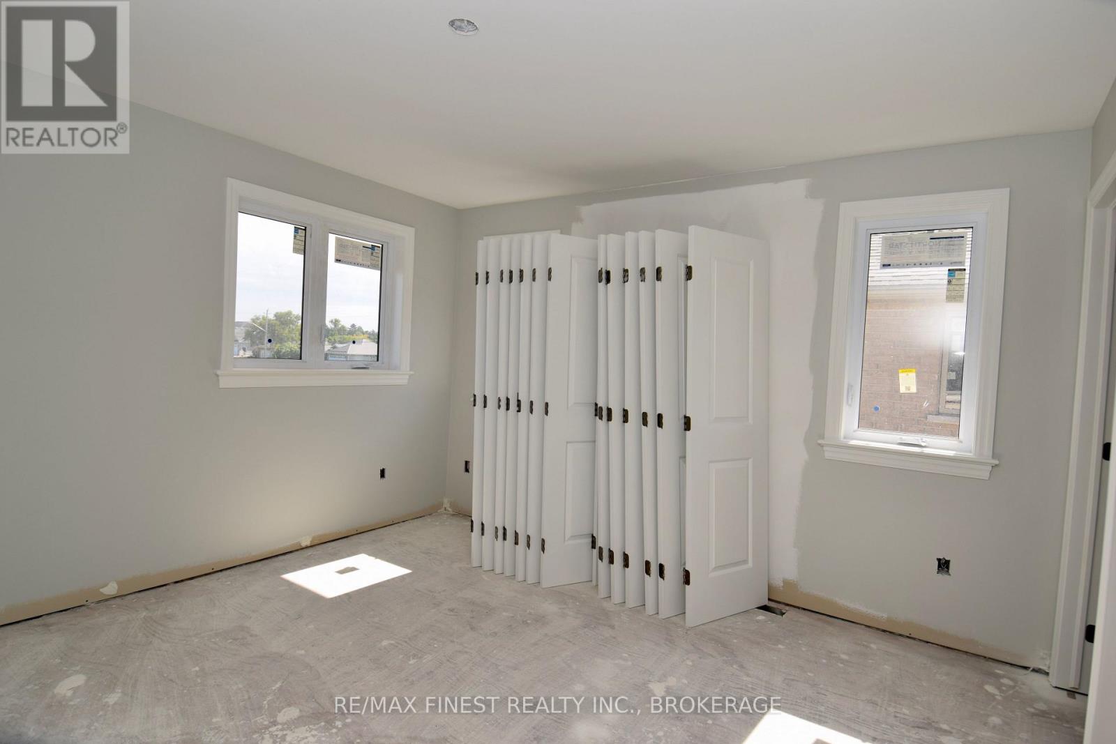 192 Cherrywood Parkway, Greater Napanee, Ontario  K7R 0E2 - Photo 7 - X12084196