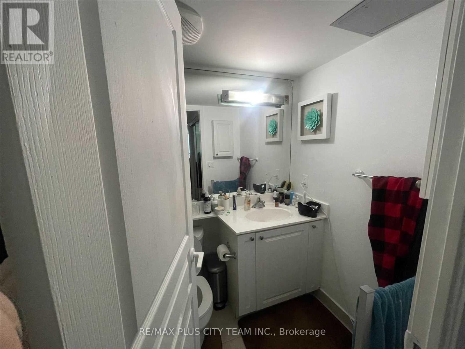 2901 - 18 Yonge Street, Toronto, Ontario  M5E 1Z8 - Photo 8 - C12057233