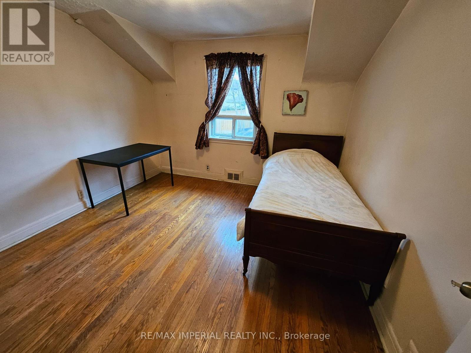 76 Gwendolen Crescent, Toronto, Ontario  M2N 2L7 - Photo 12 - C12092767