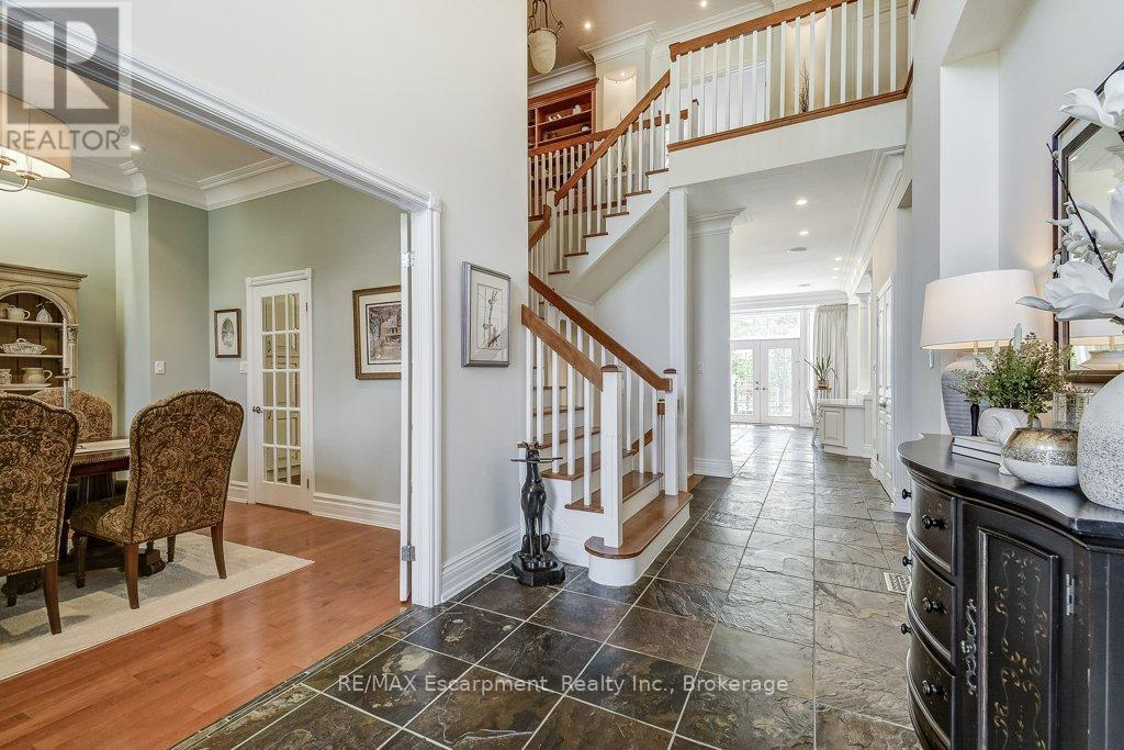 Property at 168 DIIORIO CIRCLE image 4