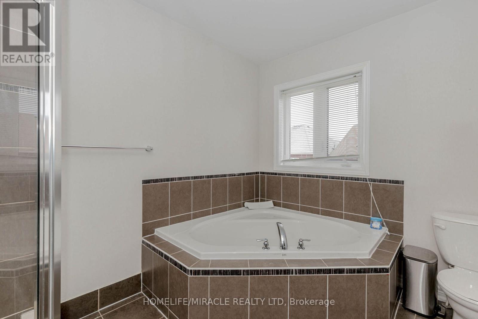 488 Landsborough Avenue, Milton, Ontario  L9T 7X7 - Photo 26 - W12046567
