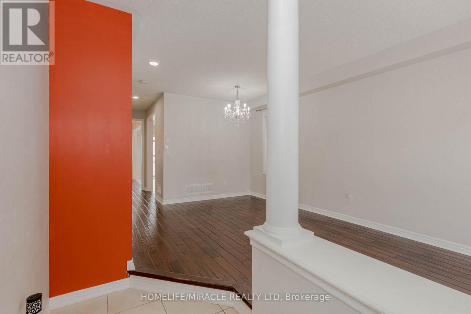 488 Landsborough Avenue, Milton, Ontario  L9T 7X7 - Photo 8 - W12046567
