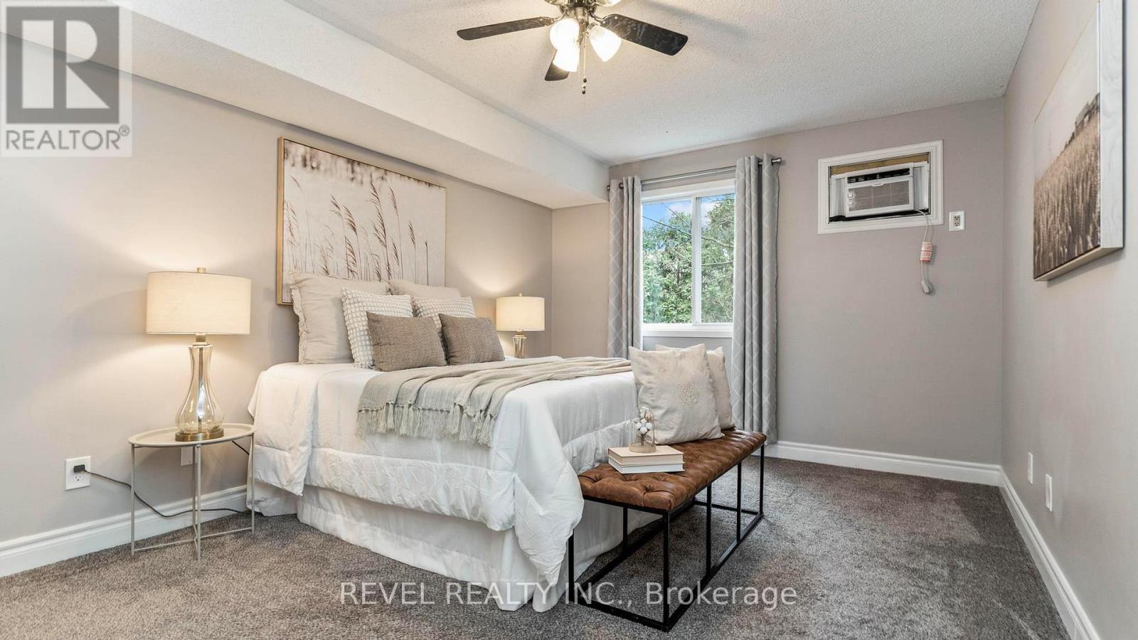 Photo 16 of 26 for 217 - 725 Deveron Crescent S