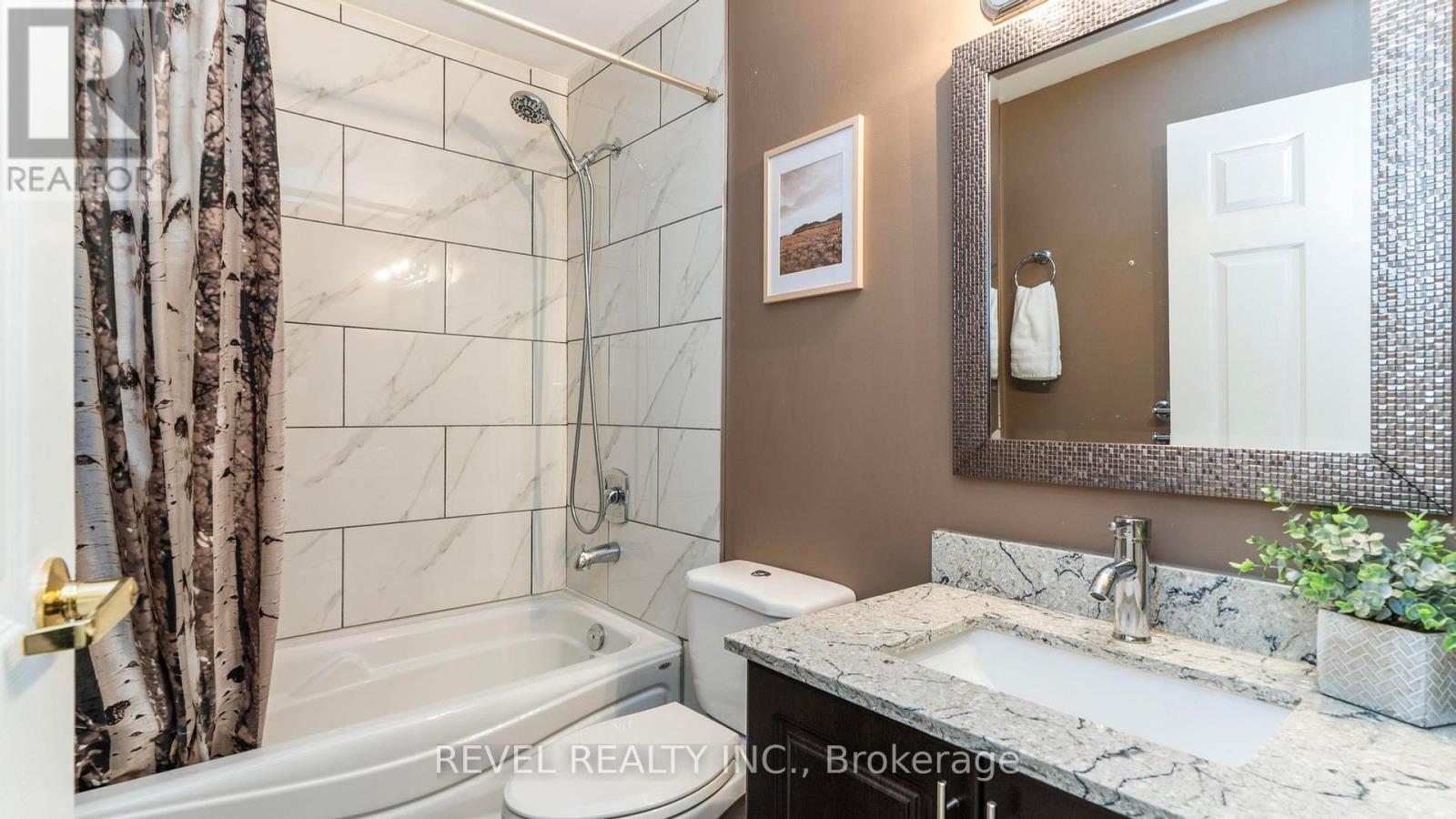 Photo 20 of 26 for 217 - 725 Deveron Crescent S