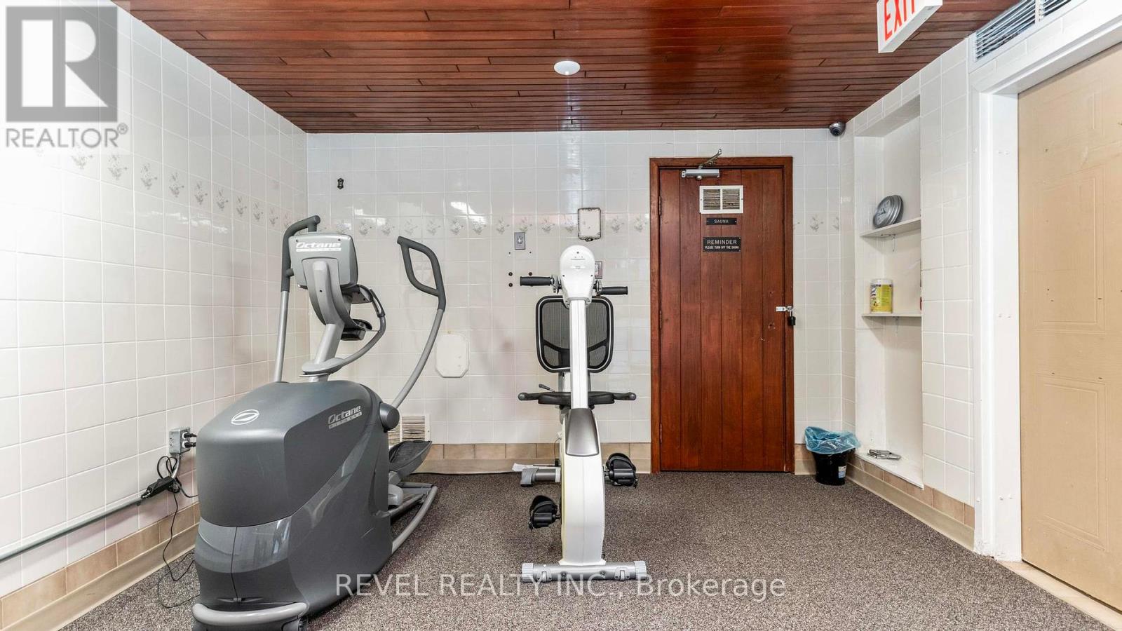 Photo 23 of 26 for 217 - 725 Deveron Crescent S