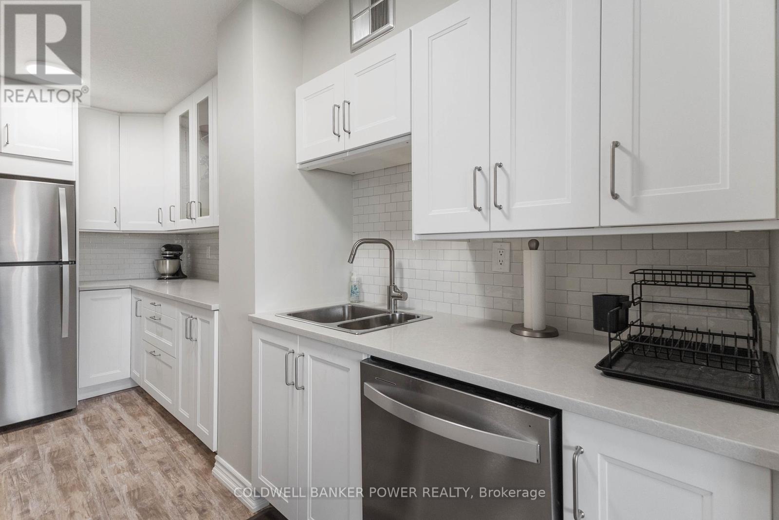 604 - 389 Dundas Street, London East, Ontario  N6B 3L5 - Photo 10 - X12095790