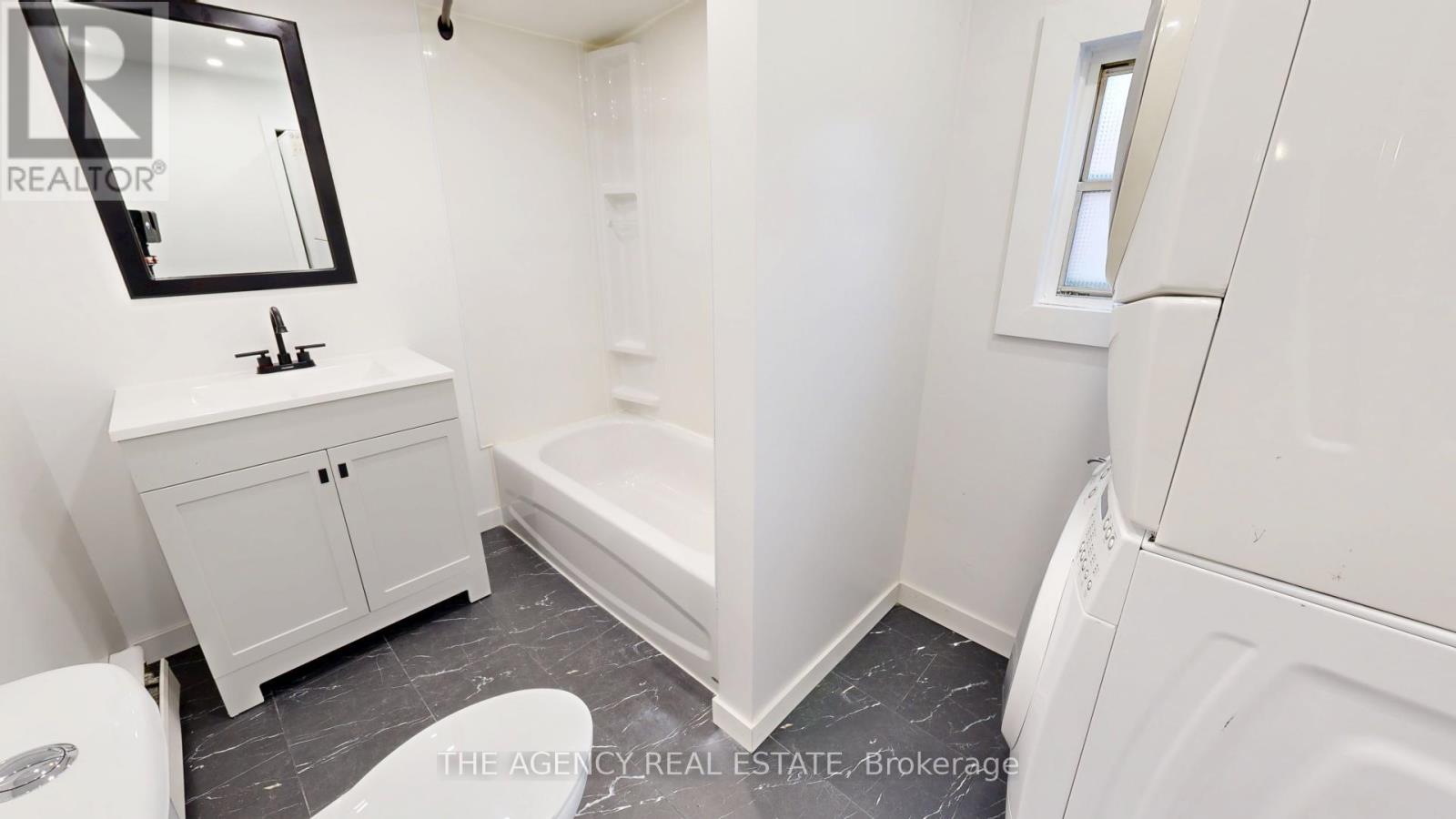 Photo 16 of 45 for 173 Chelsea Avenue N