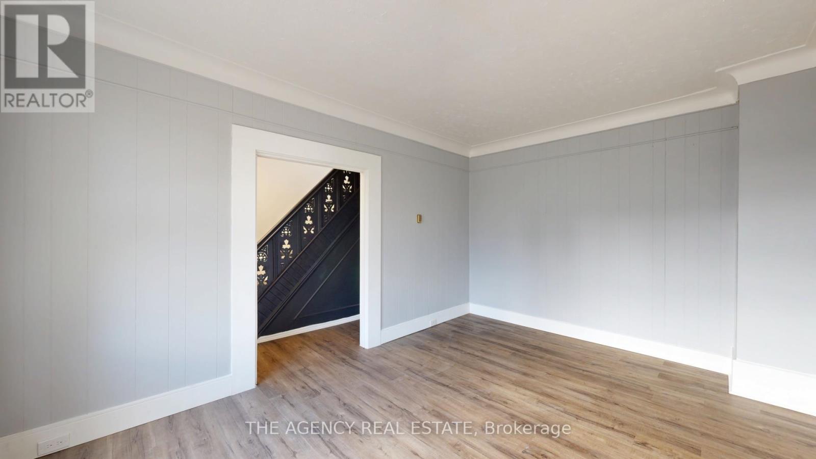 Photo 22 of 45 for 173 Chelsea Avenue N
