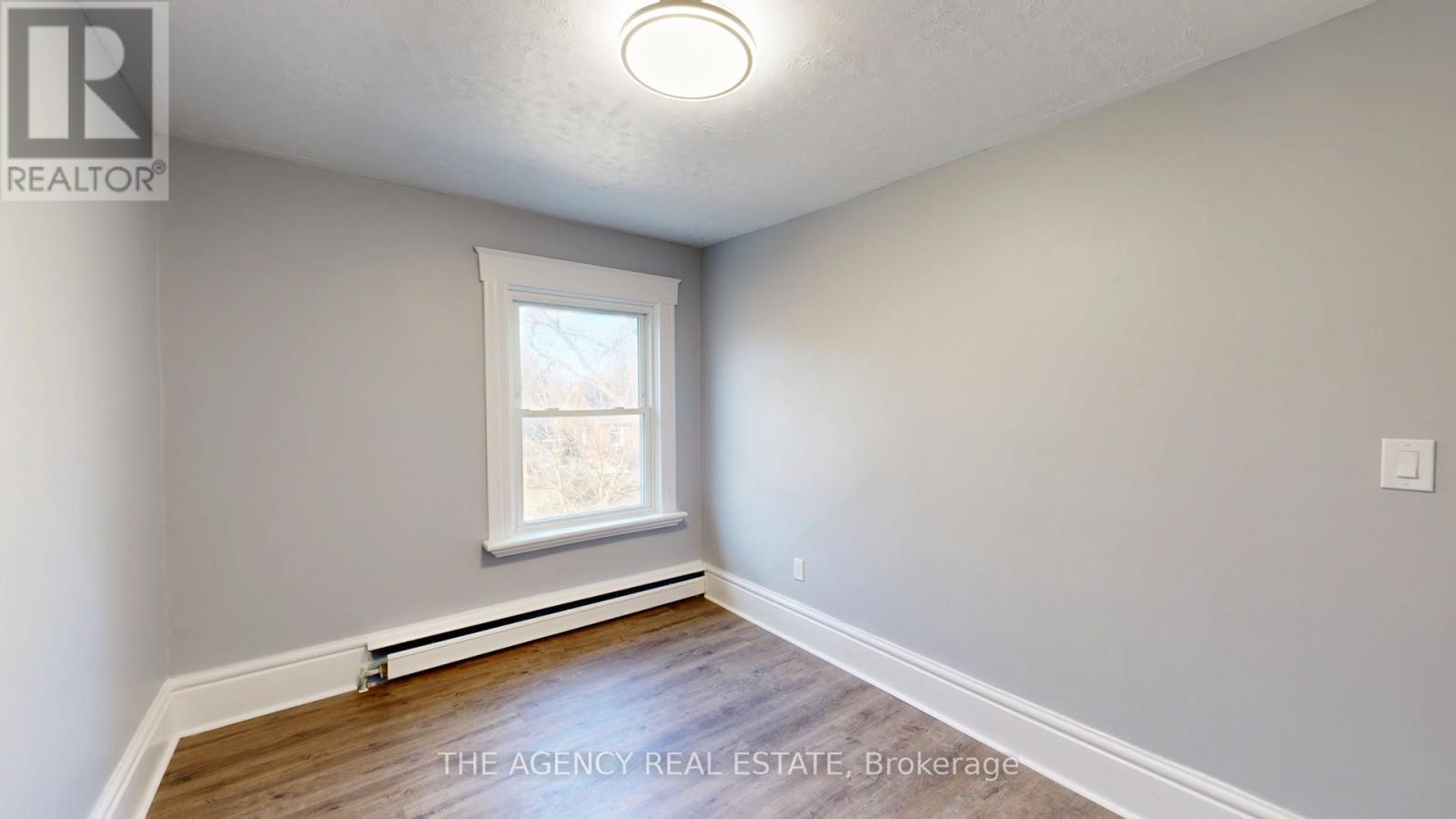 Photo 28 of 45 for 173 Chelsea Avenue N