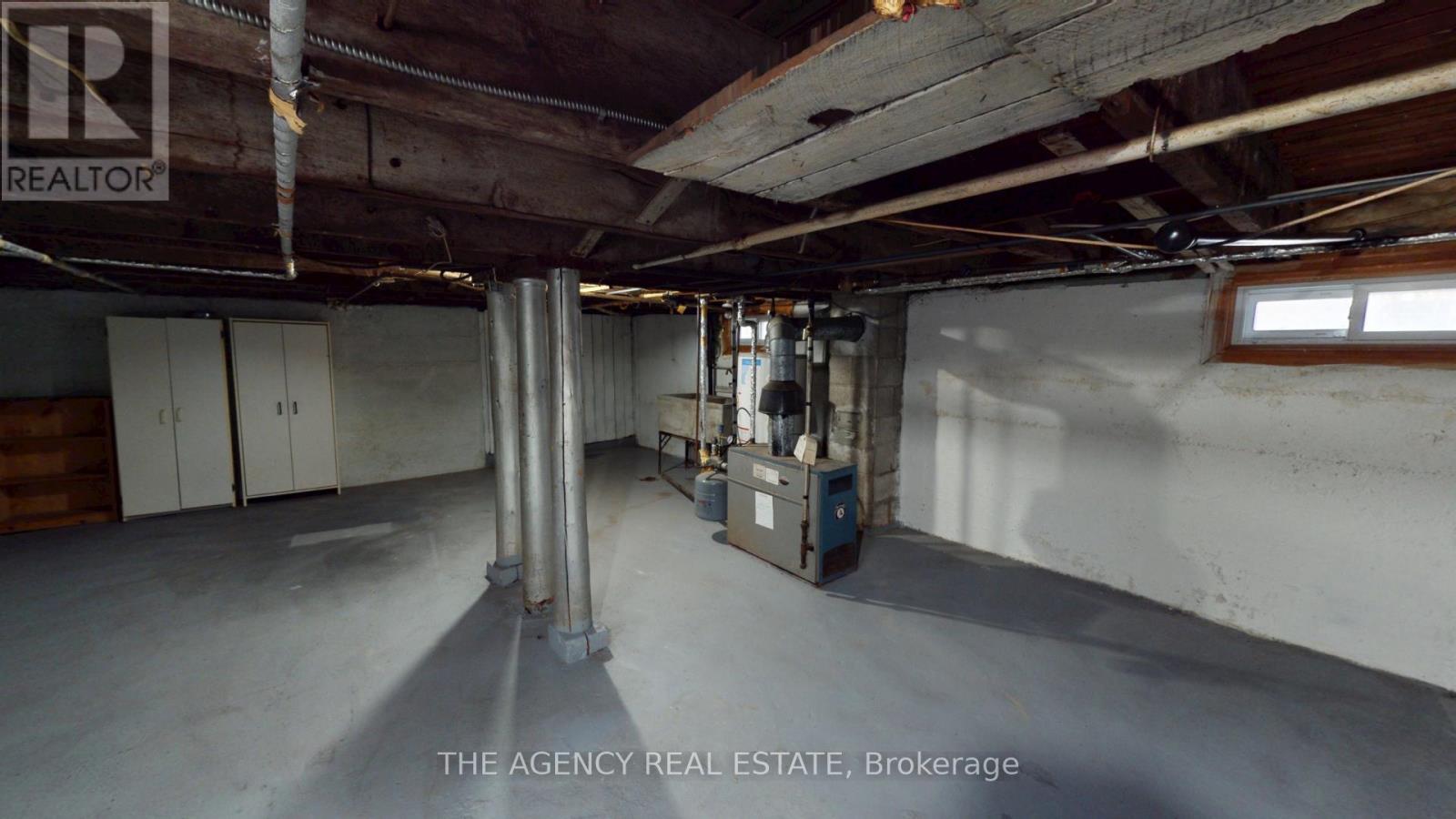 Photo 31 of 45 for 173 Chelsea Avenue N