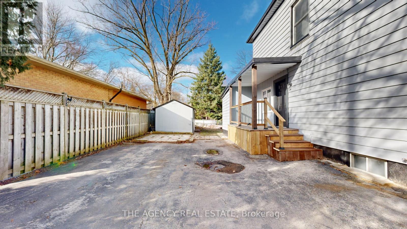 Photo 37 of 45 for 173 Chelsea Avenue N